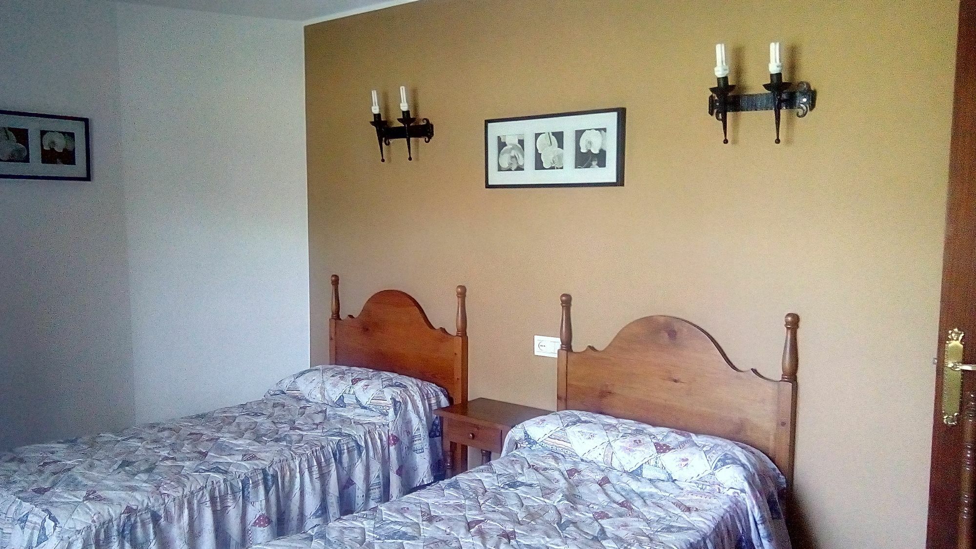 Apartamentos Rurales Ovio Llanes Exteriér fotografie