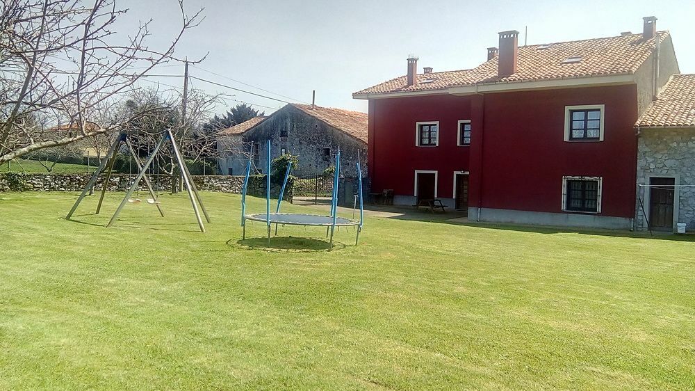 Apartamentos Rurales Ovio Llanes Exteriér fotografie