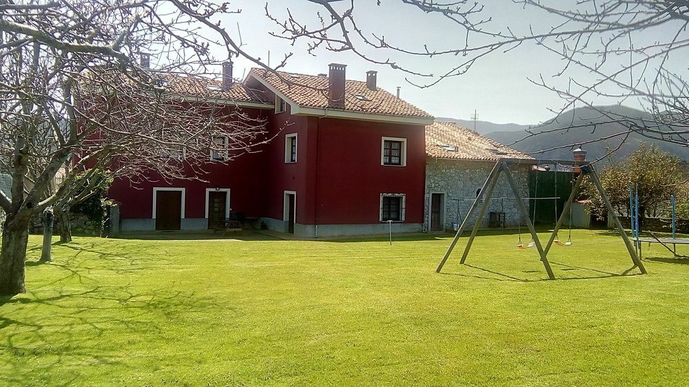 Apartamentos Rurales Ovio Llanes Exteriér fotografie
