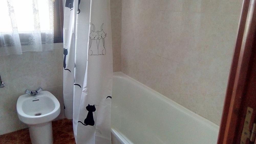 Apartamentos Rurales Ovio Llanes Exteriér fotografie